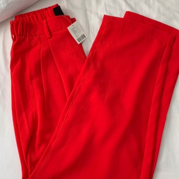 UO Arlo red pleated pants - Picture 3 of 3